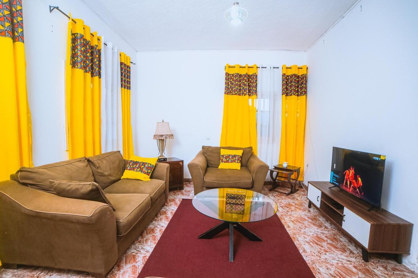 Les Residences De La Providence - Appart Hotel ยาอุนเด ภายนอก รูปภาพ