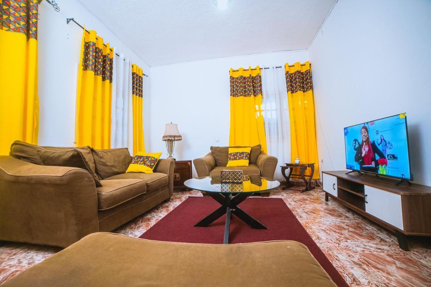 Les Residences De La Providence - Appart Hotel ยาอุนเด ภายนอก รูปภาพ
