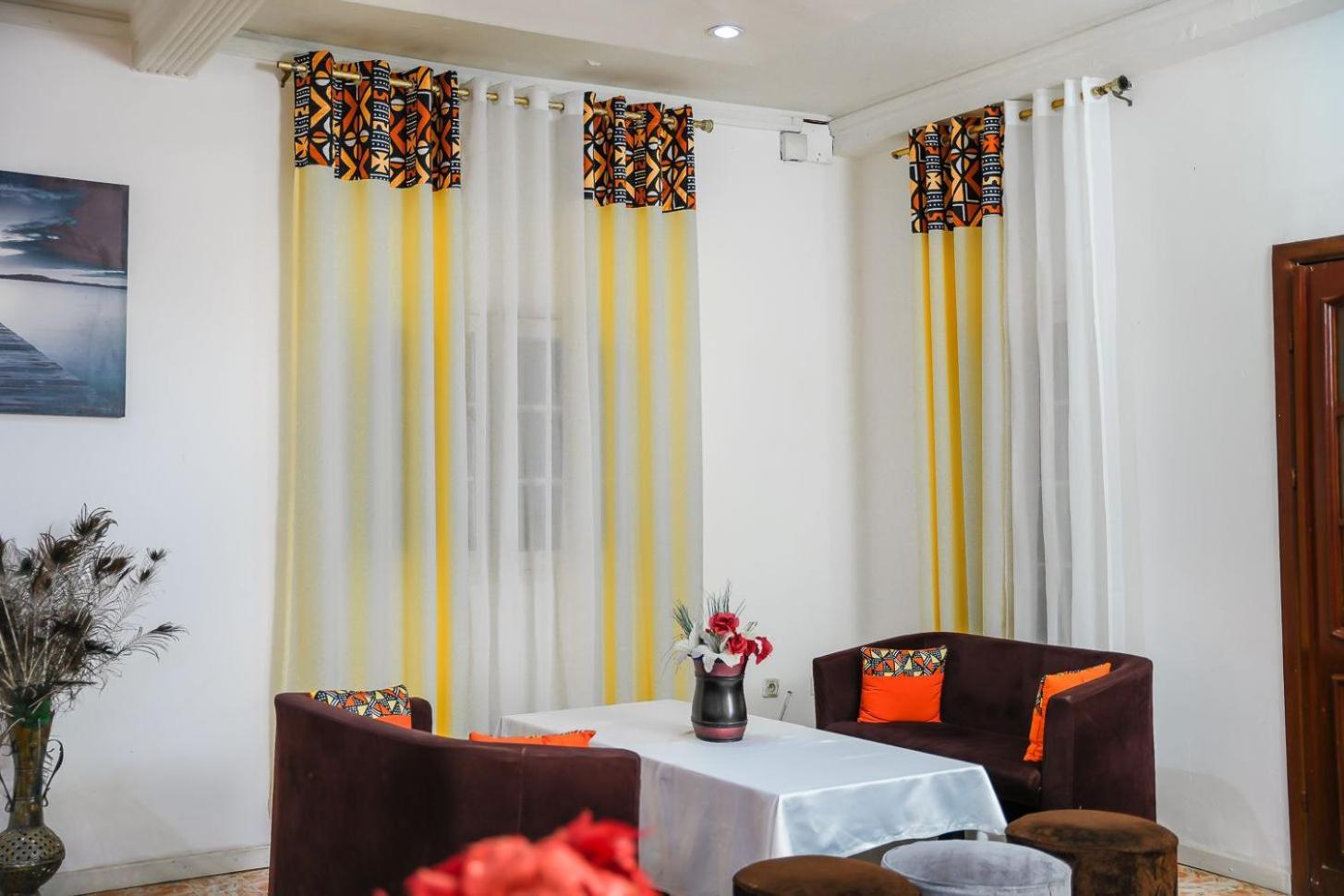 Les Residences De La Providence - Appart Hotel ยาอุนเด ภายนอก รูปภาพ