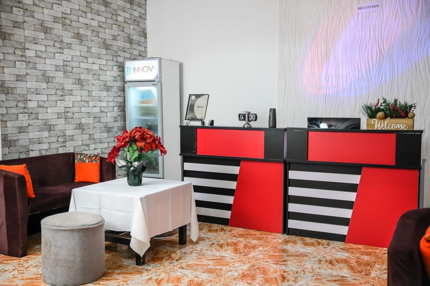 Les Residences De La Providence - Appart Hotel ยาอุนเด ภายนอก รูปภาพ